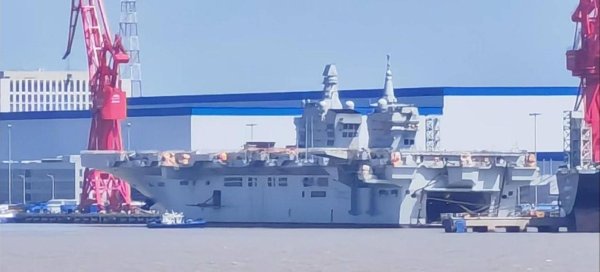 股利网 福建舰后劲还没过，中方第二艘电磁弹射大舰来了，美国军方懵了：这还怎么追得上！
