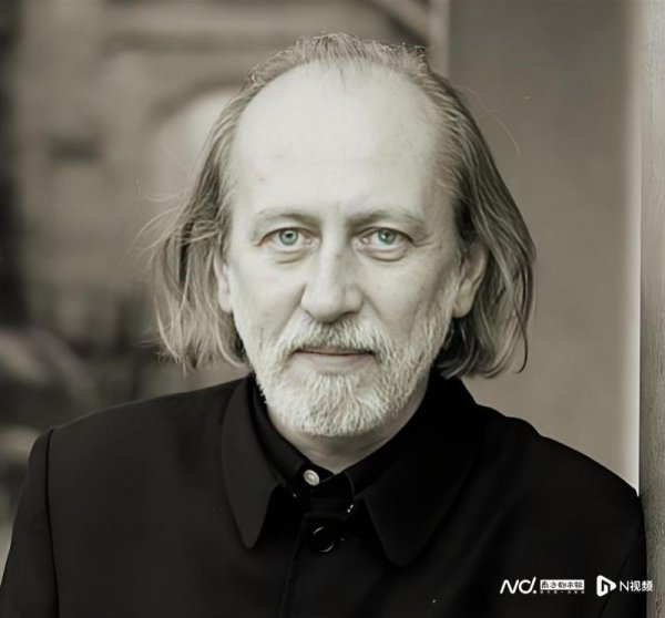 景盛配资 匈牙利作家拉斯洛·克拉斯诺霍卡伊斩获2025诺贝尔文学奖